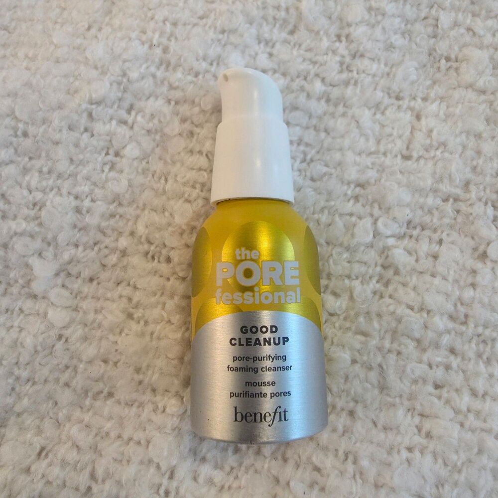 New Benefit Pore-Purifying Foaming Cleanser Travel Size